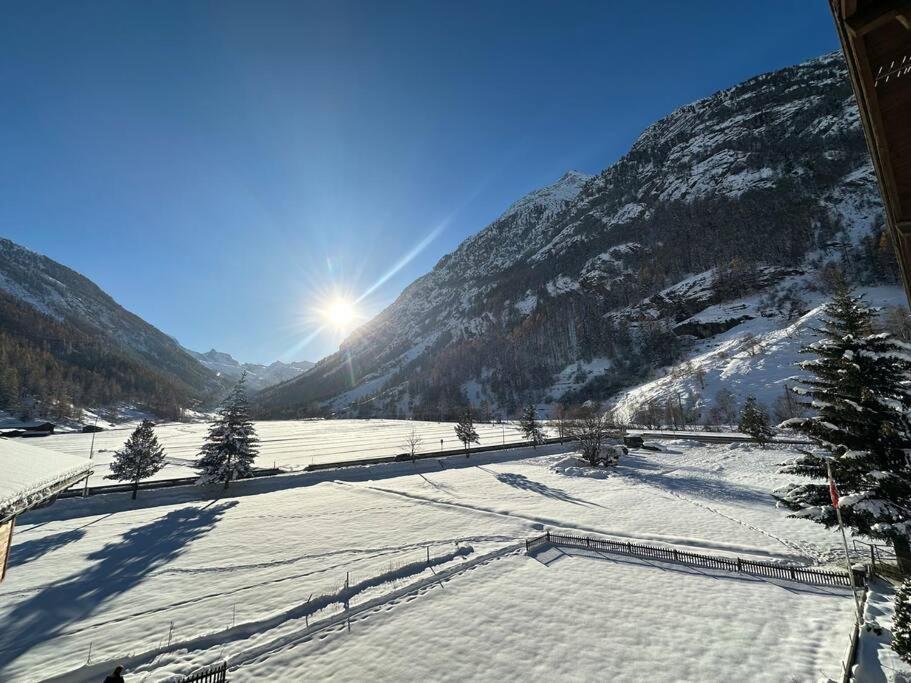 Breathtaking View Apartment Near Zermatt With Parking تاش المظهر الخارجي الصورة